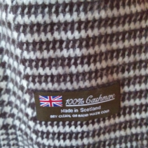 Sale50% off your purchase of $50 or more - Picture 7 of 16